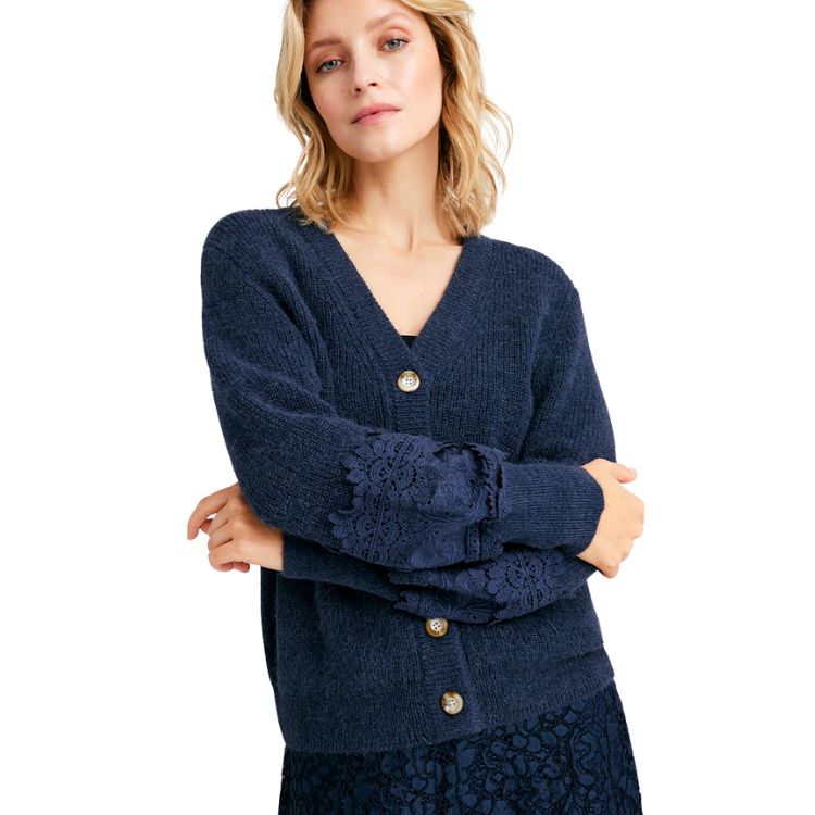 Alpaca blend cardigan met kantapplicatie
