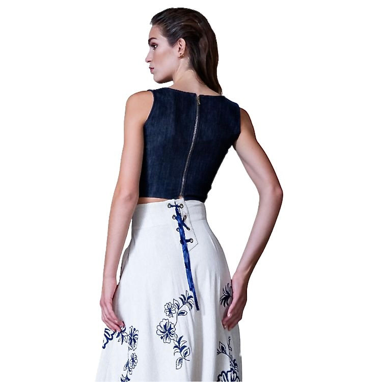 Rok met geborduurde bloemen