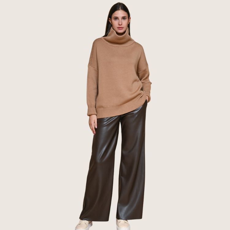 Merino Fine Knit Sweater in camel