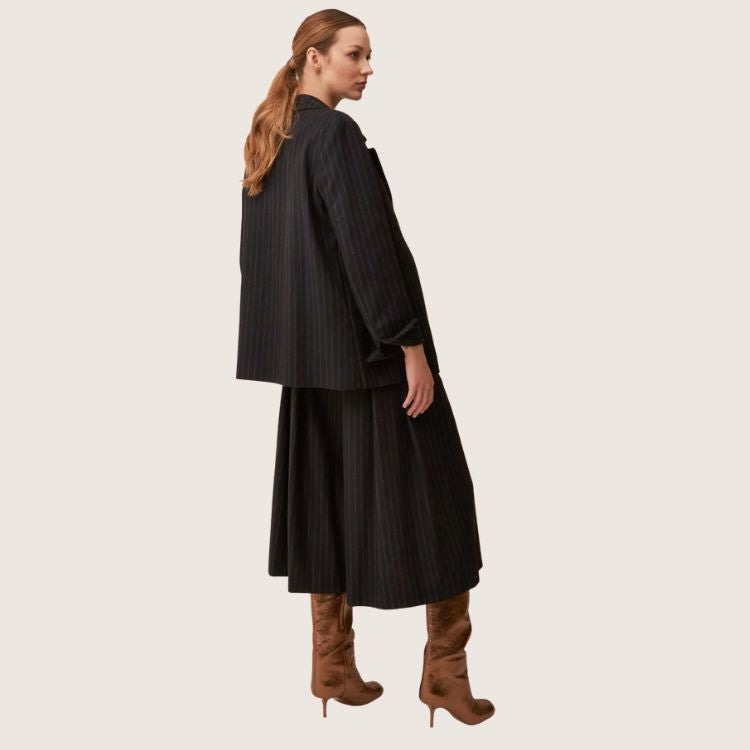 Flanellen krijtstreep blazer met ceintuur – Made in Italy | Tijdloze elegantie