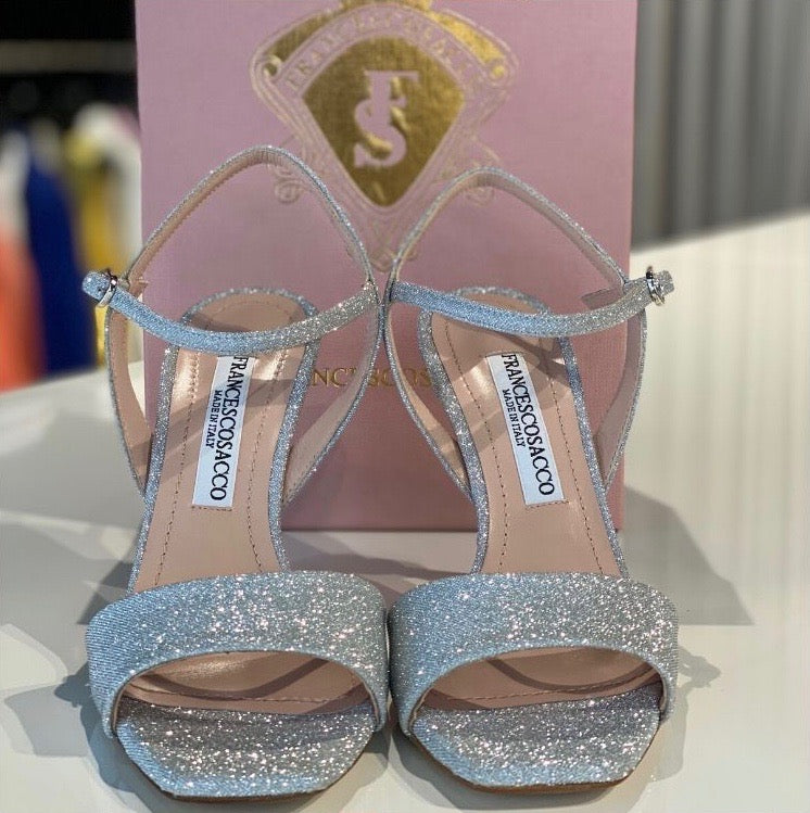Feestelijke italiaanse dames sandalen