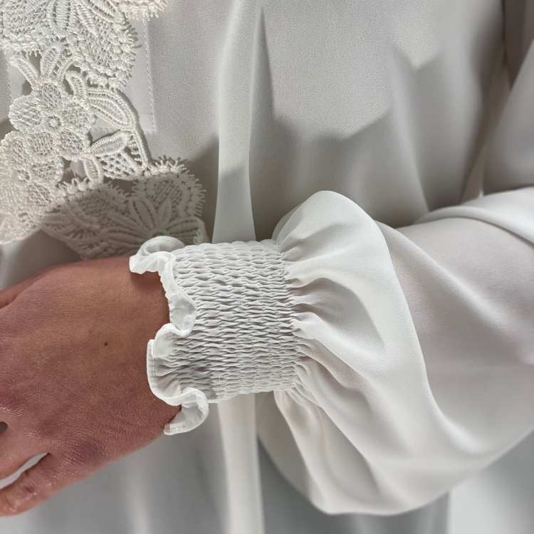 Blouse /Tuniek met kant
