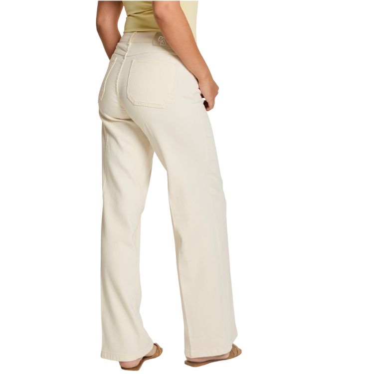Mira Denim Natural Cream – Tijdloze Denim met Elegante Pasvorm
